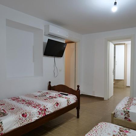 Hermes Elite Apartments Sarande Ngoại thất bức ảnh