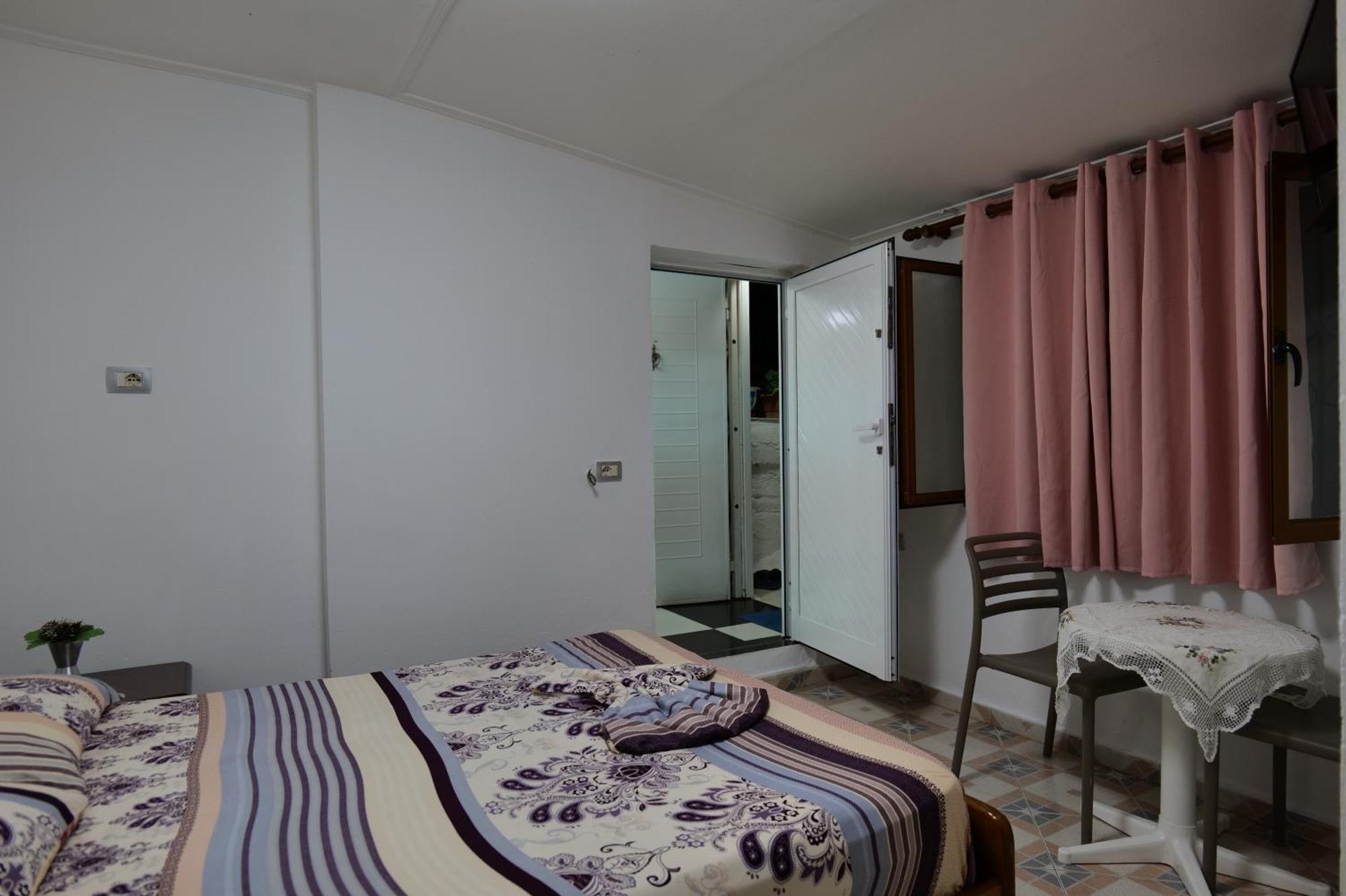 Hermes Elite Apartments Sarande Ngoại thất bức ảnh